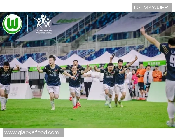 激情四溢的足球赛场上有气的足球带来的无限可能与梦想